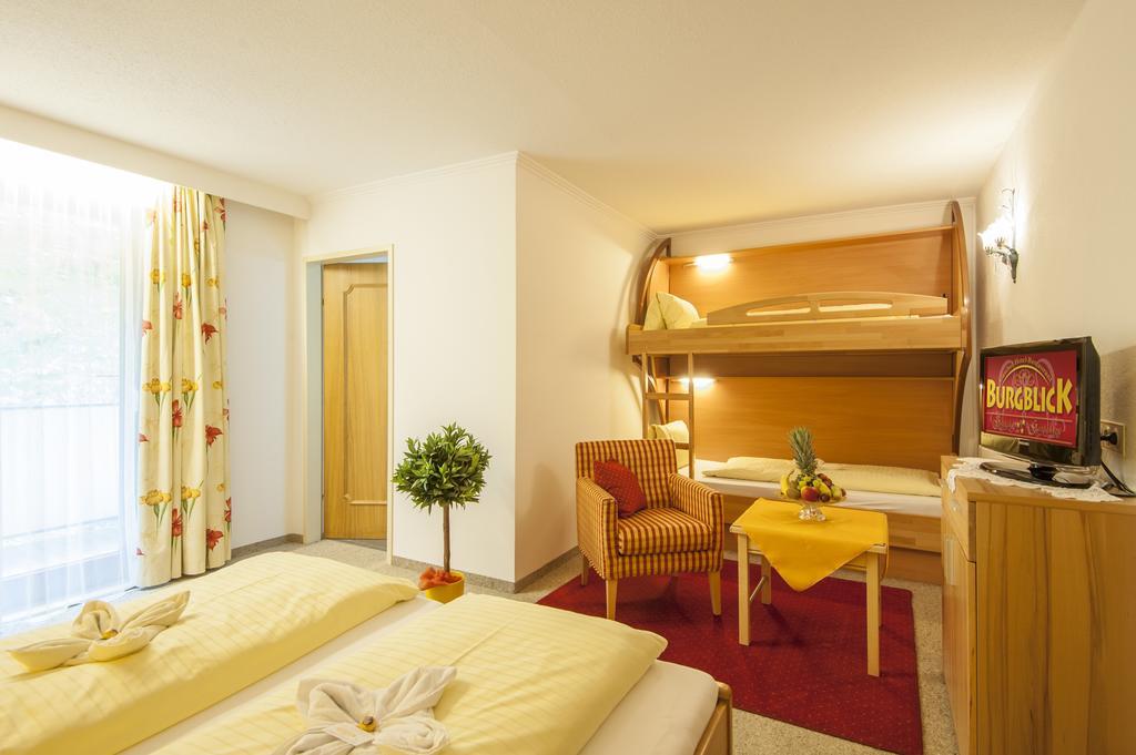 Hotel-Restaurant Burgblick Dorfgastein Habitación foto